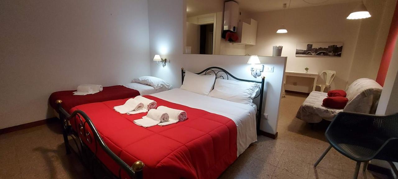 Marconi Rooms Loggia Delle Erbe 베로나 외부 사진